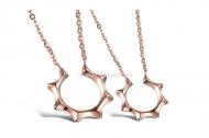 The new couple titanium steel rose gold necklace